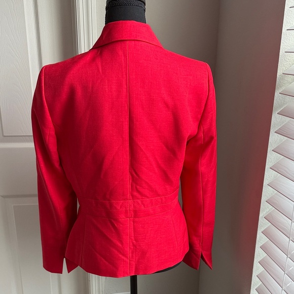 Black Label by Evan-Picone Vibrant Red Women's Blazer - Picture 2 of 6